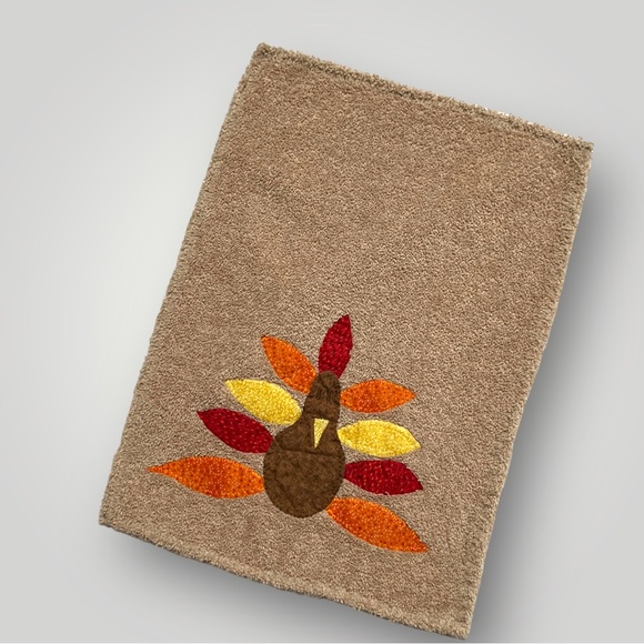 Lot/2 𝑯𝒂𝒏𝒅𝒎𝒂𝒅𝒆 Thanksgiving Turkey Hand Towels - Picture 2 of 12
